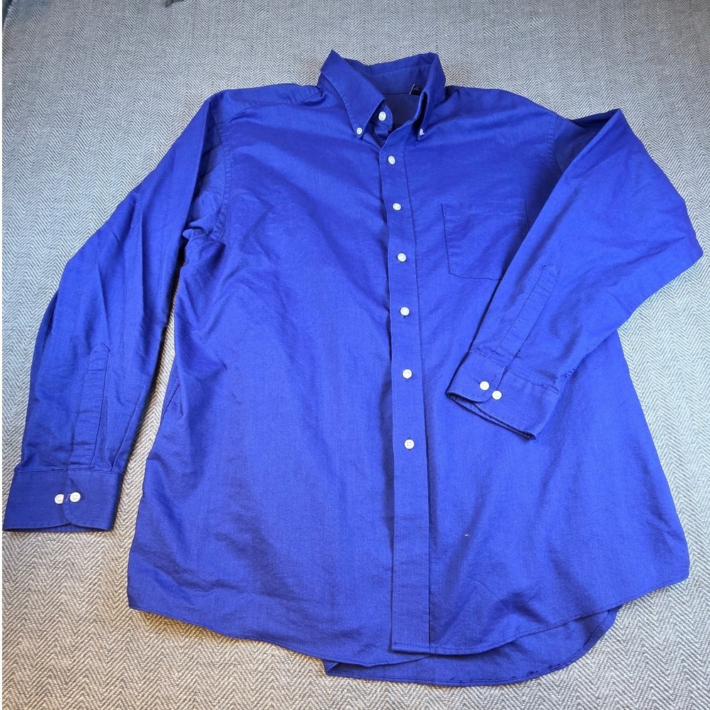 Van Heusen Mens XL Blue Regular Fit Wrinkle Free Long Sleeve Button Down Shirt